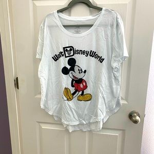 Disney parks T-shirt size 1X